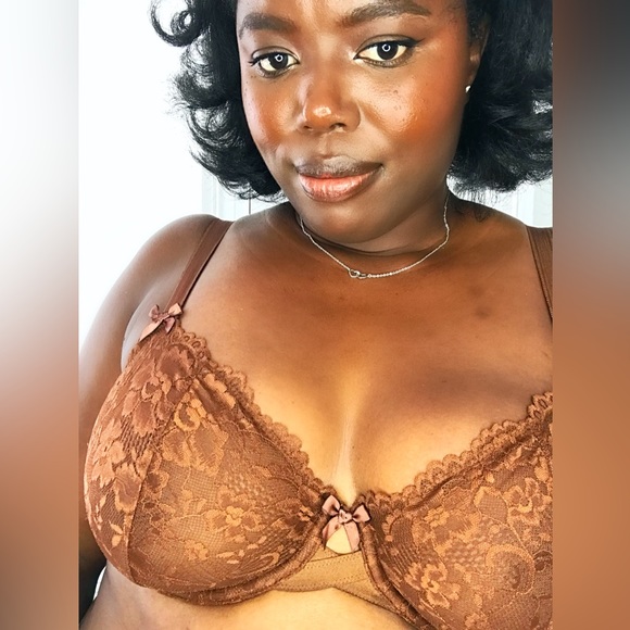 Savage X Fenty Underlined Floral Lace Bra In Brown Sugar in size (42C) Bows - Picture 3 of 3